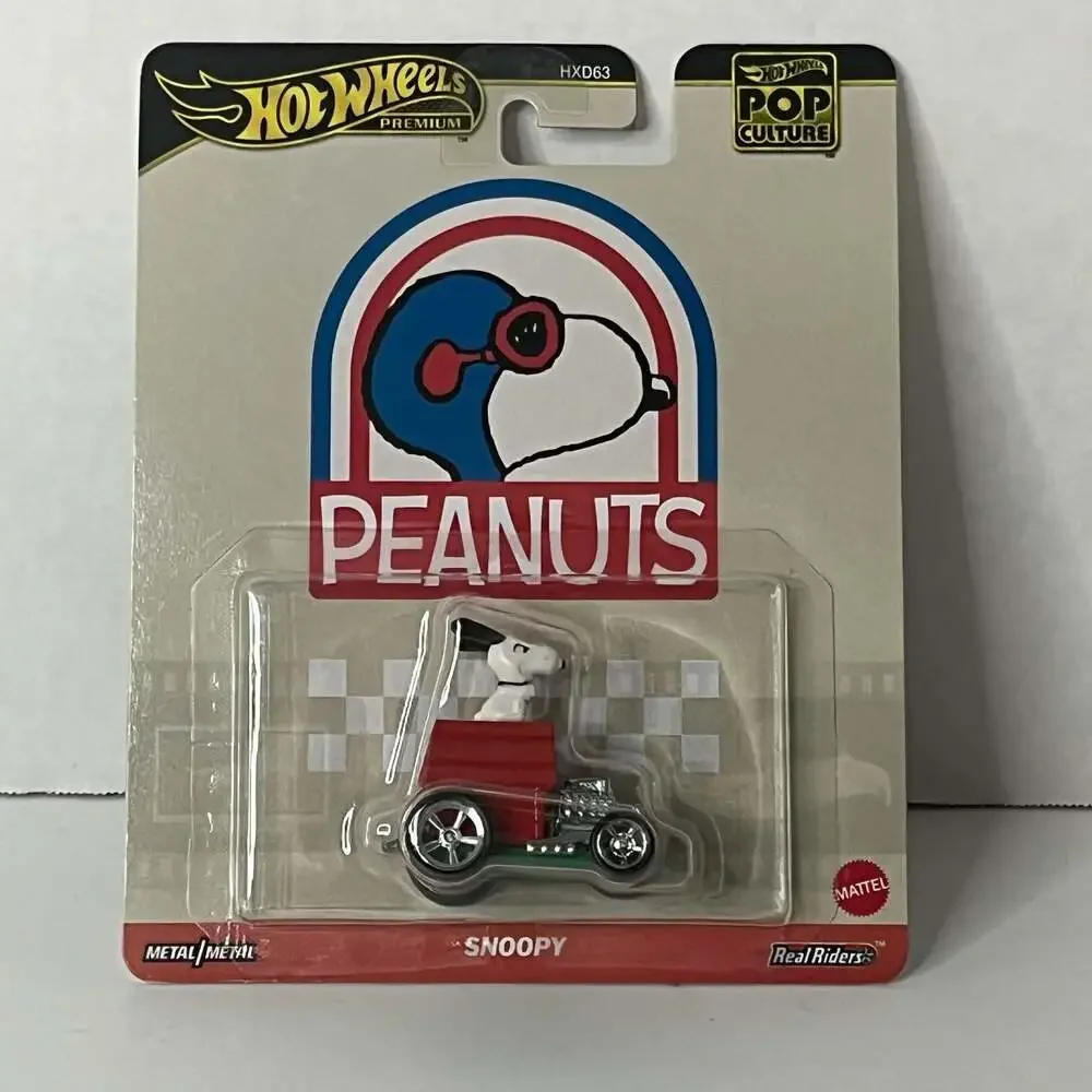 Hot Wheels Premium Pop Culture Peanuts Snoopy Doghouse Hot Rod